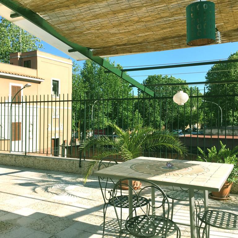 Aristocarli Acomodação com café da manhã Roma Exterior foto